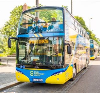 Barrierefreier Stadtrundfahrt-Bus in Leipzig für Senioren aus Tagespflege und Betreutem Wohnen