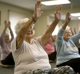 gymnastik für senioren in der gruppe der Tagespflege bei M&M